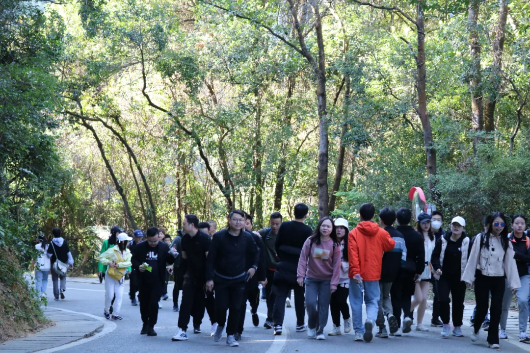 海普天丨市場部團建活動---梧桐山之旅......(圖2) 海普天丨市場部團建活動---梧桐山之旅......(圖2)